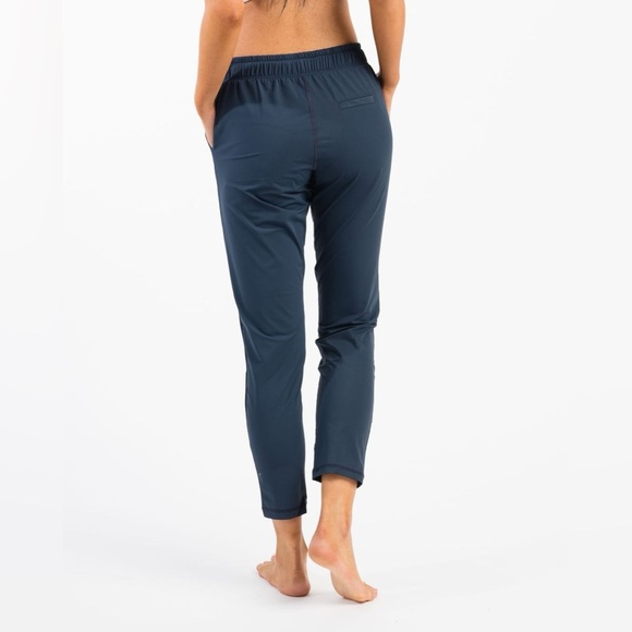 Zyia everywhere pants- navy - Picture 1 of 9